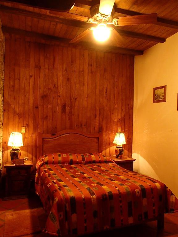 Hotel La Casa De Piedra Cuetzalán del Progreso Exterior photo