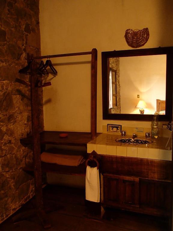 Hotel La Casa De Piedra Cuetzalán del Progreso Exterior photo